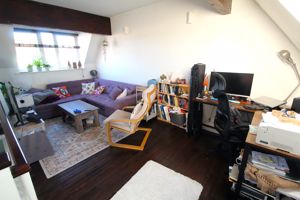 Living Area- click for photo gallery